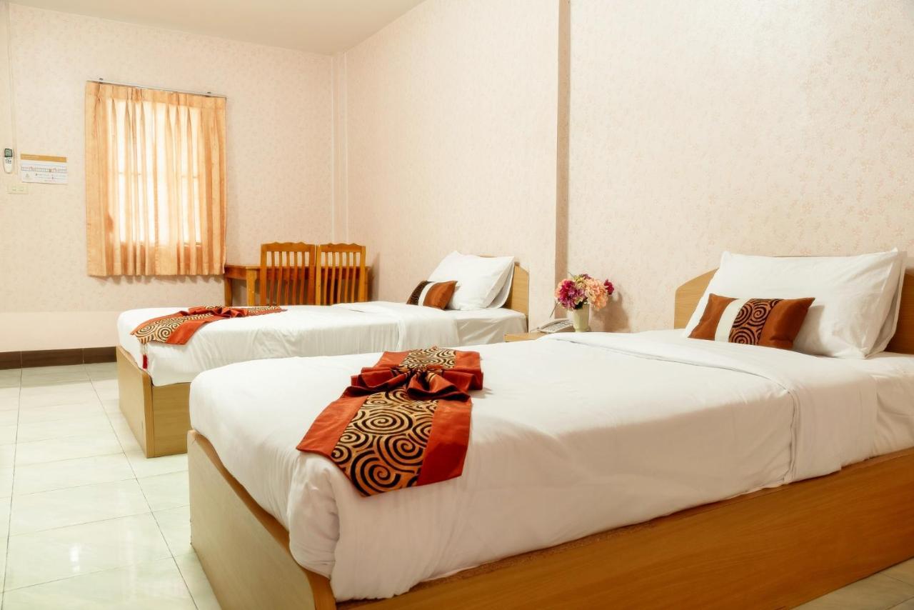 Pn Gold Resort Бангсен Екстер'єр фото